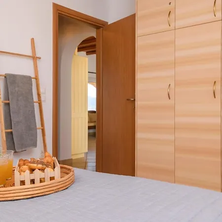 Salty Villas, Kallisti *
