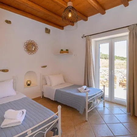 Salty Villas, Kallisti *