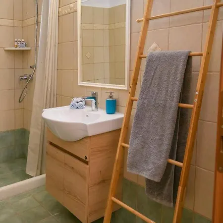 Salty Villas, Kallisti Holiday home